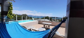 CASA COM PISCINA e VISTA PARA O MAR - Porto Belo-SC Bombinhas-SC
